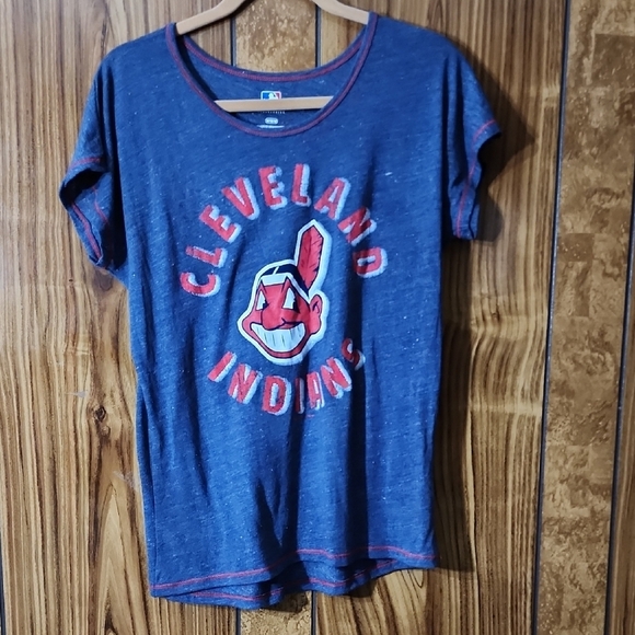 Cleveland Indians T-Shirt - Picture 1 of 6